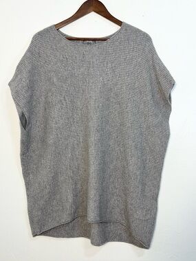 Neiman Marcus 100% Cashmere Gray Ribbed Short Sleeve Tunic Sweater